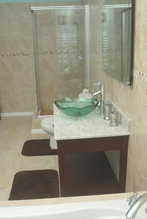 Heavenly Suites La Feuillet Dış mekan fotoğraf