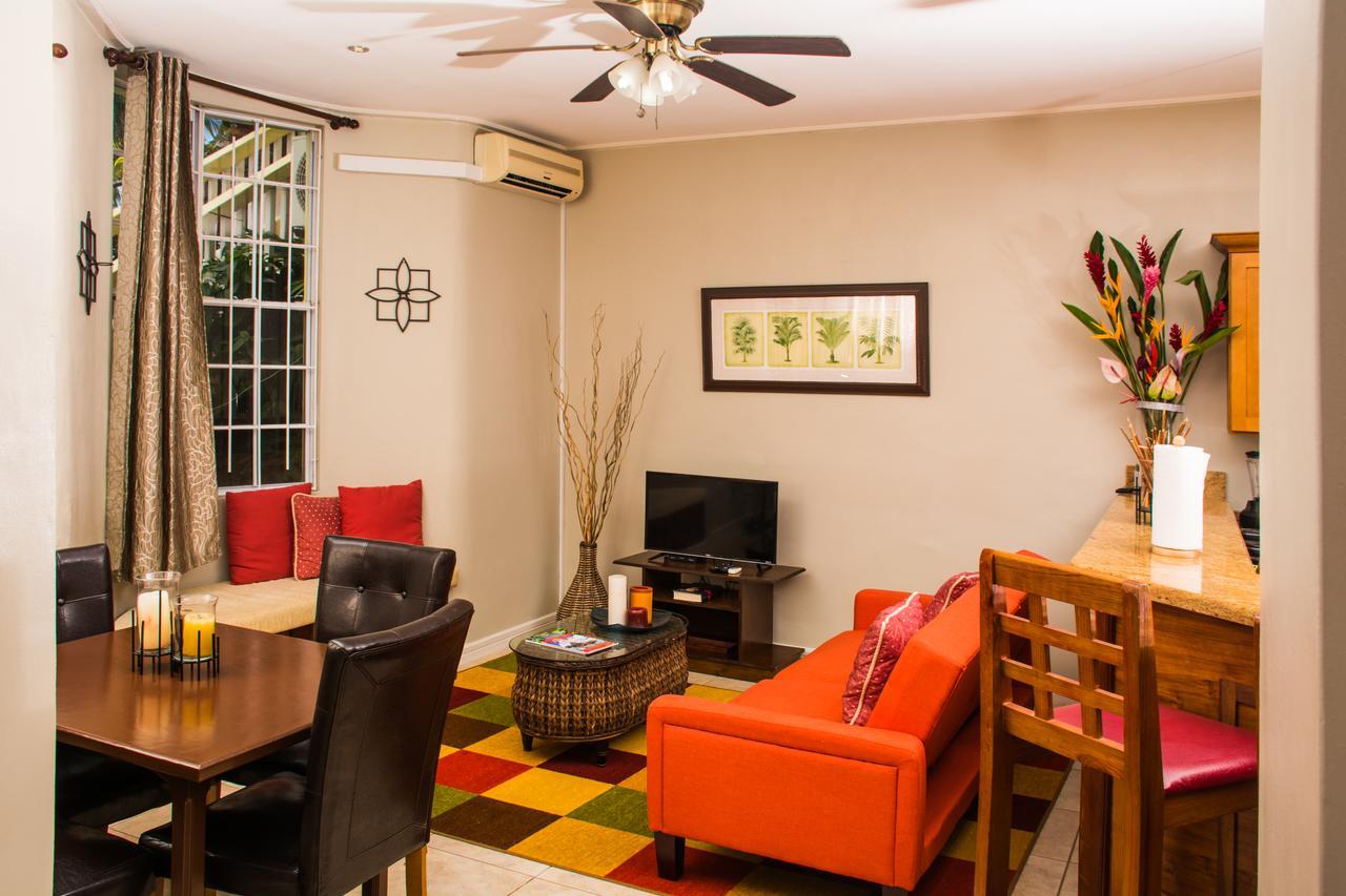 Heavenly Suites La Feuillet Dış mekan fotoğraf