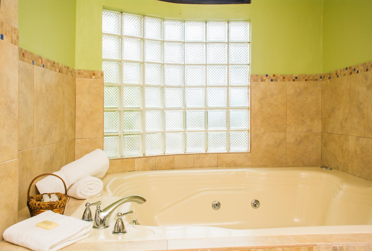 Heavenly Suites La Feuillet Dış mekan fotoğraf
