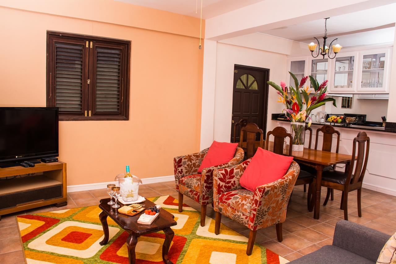 Heavenly Suites La Feuillet Dış mekan fotoğraf