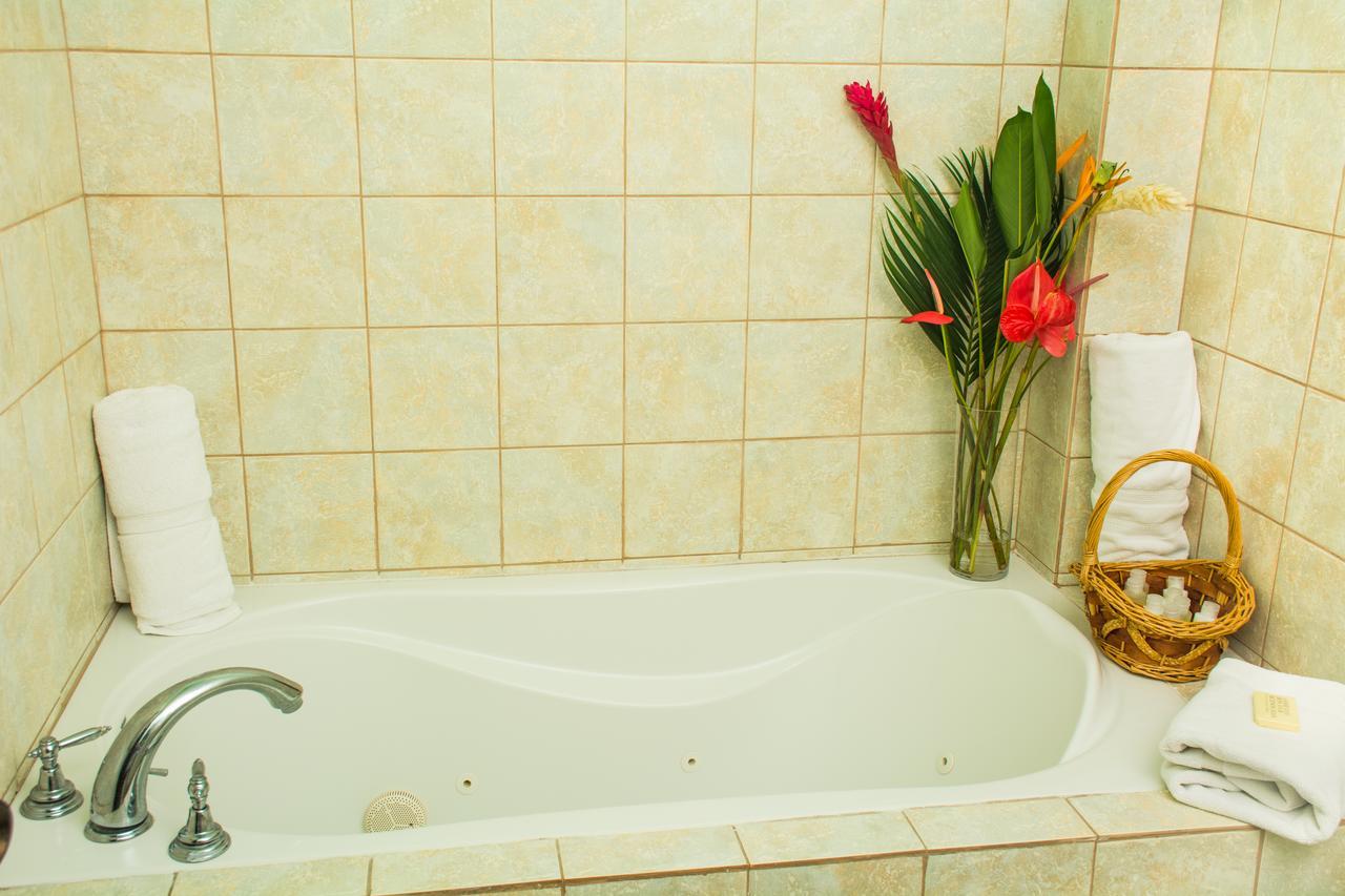 Heavenly Suites La Feuillet Dış mekan fotoğraf